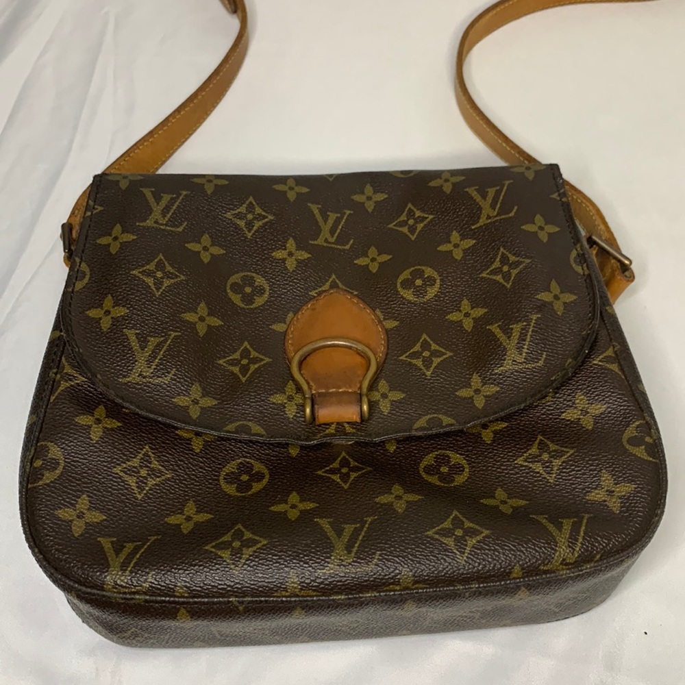 Louis Vuitton St. Cloud